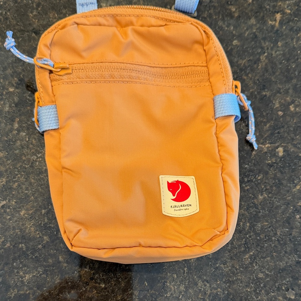 Fjallraven High Coast Pocket Sling Bag